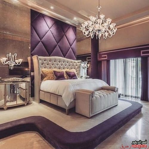 غرف نوم فضي وبنفسجي