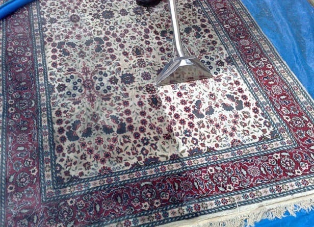 تنظيف السجاد الحرير